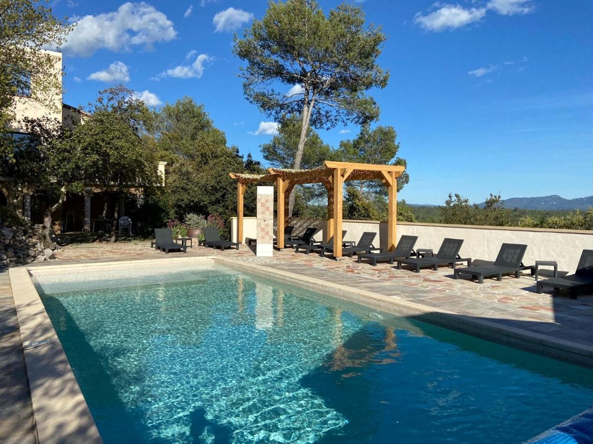 Asunda Spa&sauna, D'hôtes Saint-Maximin