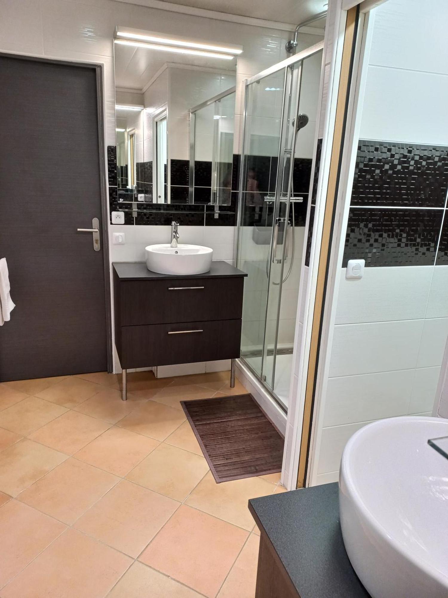 Maison d'hôtes Asunda Spa&sauna, D'hôtes Saint-Maximin